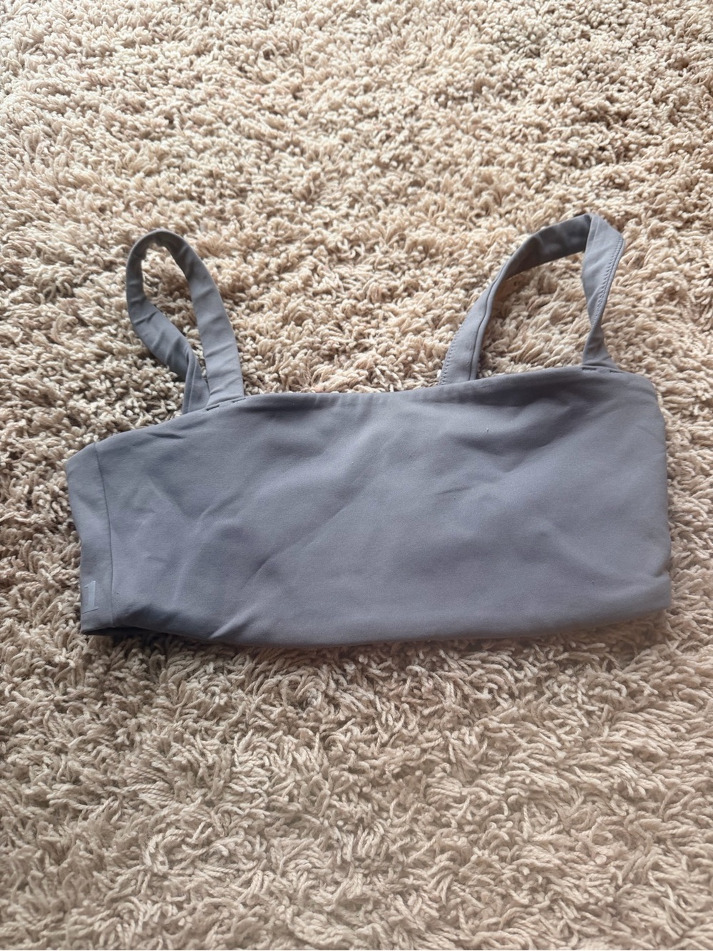 Vuori Gray evolve sports bra